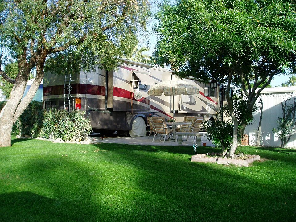 Back of lot on the green