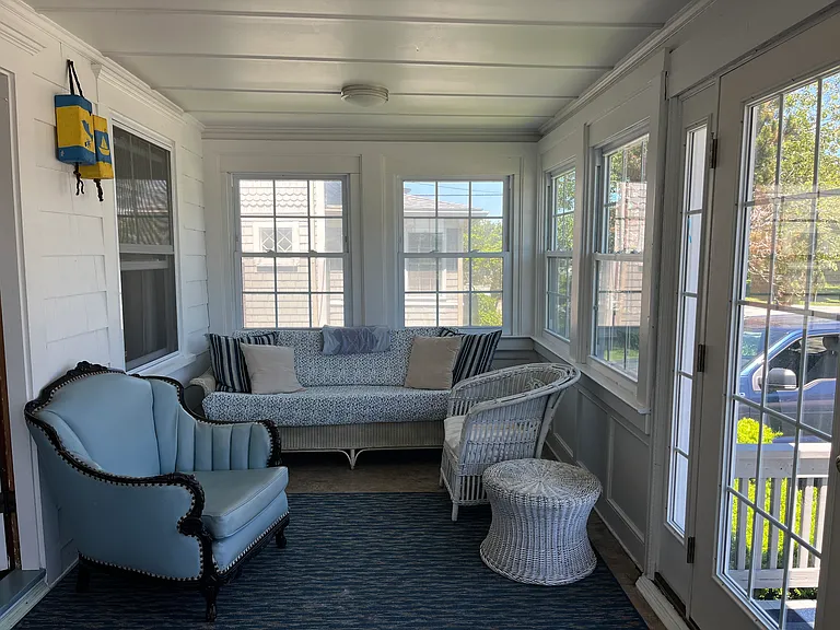 24 Ocean Ave — Photo 12