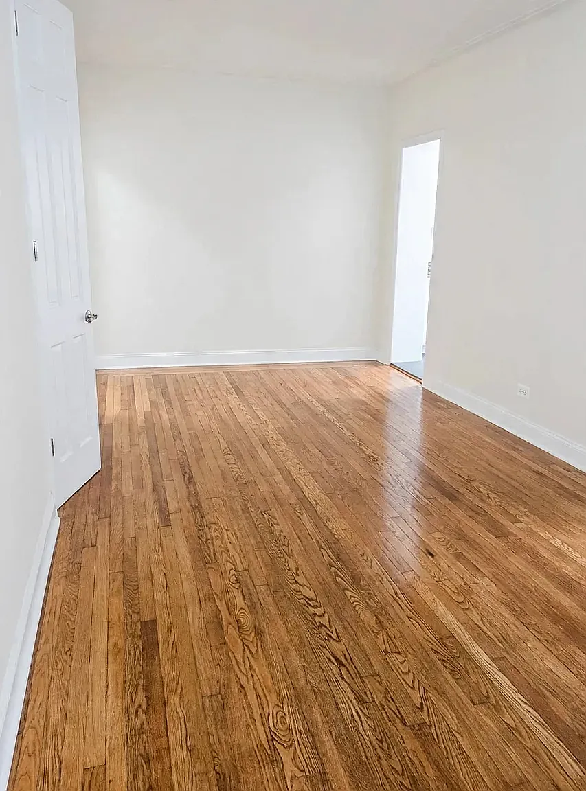 253 West 16th Street — Photo 1