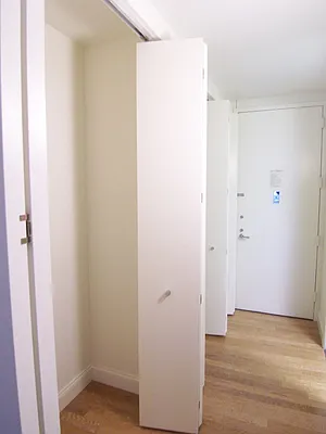 Rented by Lasri Group Inc | media 3