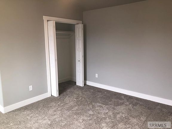 5th image of 104 2nd St