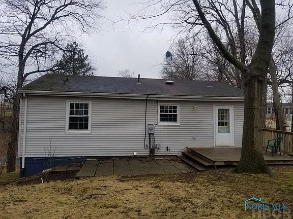 5th image of 949 Winding Hollow Ln