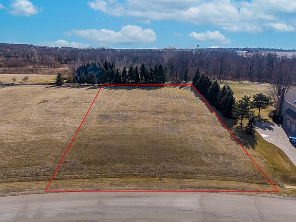 4th image of 8148 Shadow Creek Ln