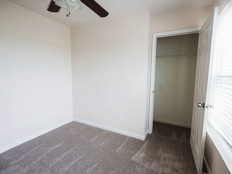 710 Central Park Ave — Photo 19