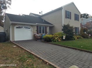 87 Reflection Rd, Toms River, NJ 08753