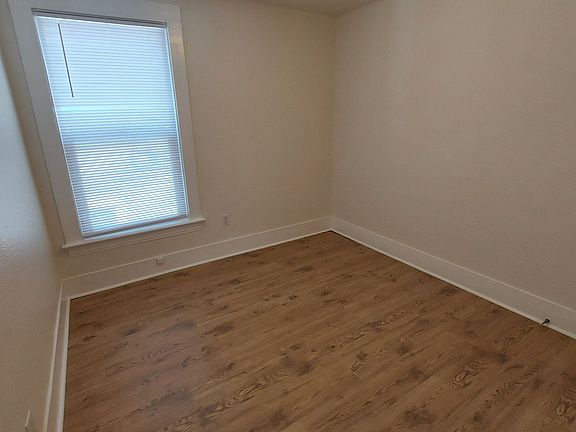 4th image of 3217 Hoyt Ave SE Unit B