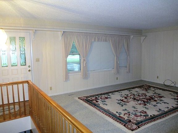 2nd image of 416 N Water Ave