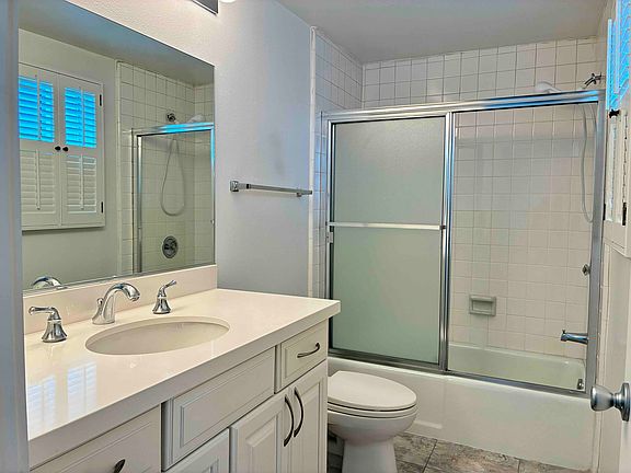 5th image of 13121 Mindanao Way Unit 6