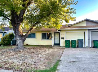 3511 Gardenia St, Anderson, CA 96007