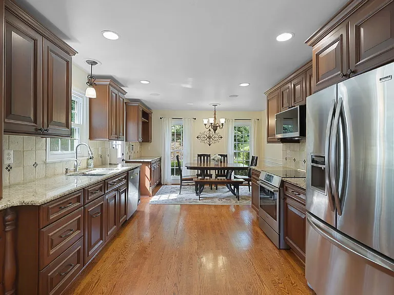 11734 Quay Rd — Photo 15