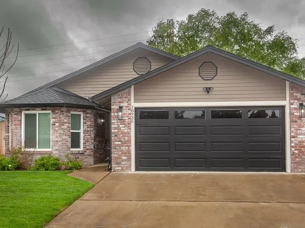 18935 Arrowhead Dr, Lockeford, CA 95237