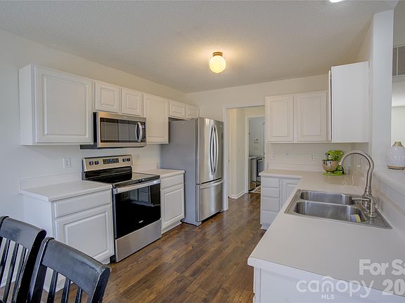 5th image of 365 Running Briar Rd