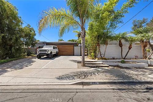 273 Cecil Pl Photo 1