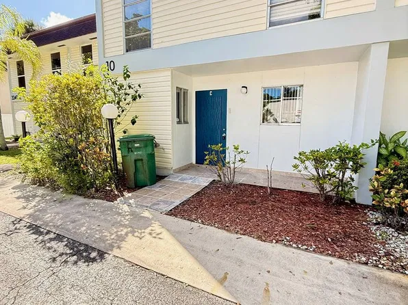 3340 Simms St, Hollywood, FL 33021