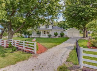 2065 Mayflower Rd, Niles, MI 49120