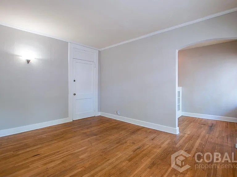 678 Somerset Ter NE #10 — Photo 3