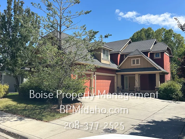 1411 Loretta — Photo 1