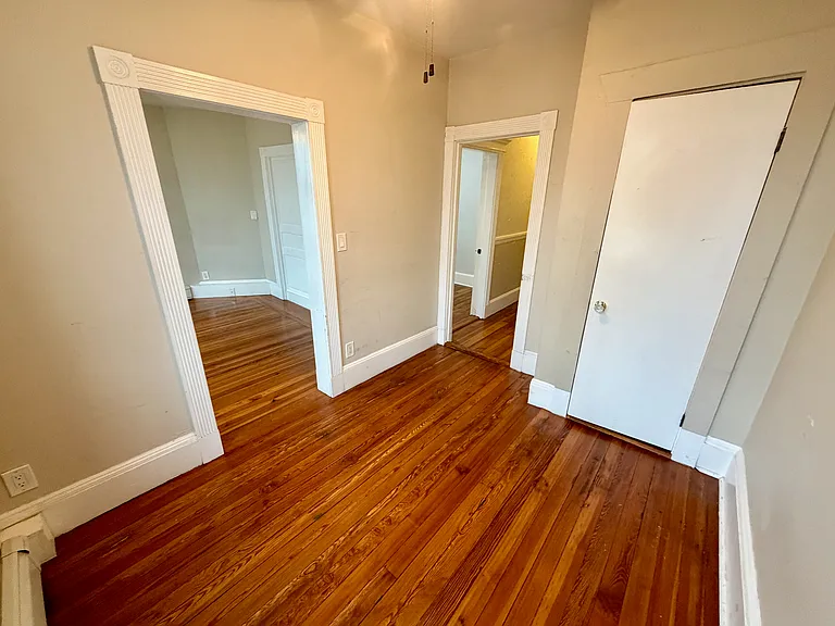 324 Chelsea St #3 — Photo 15