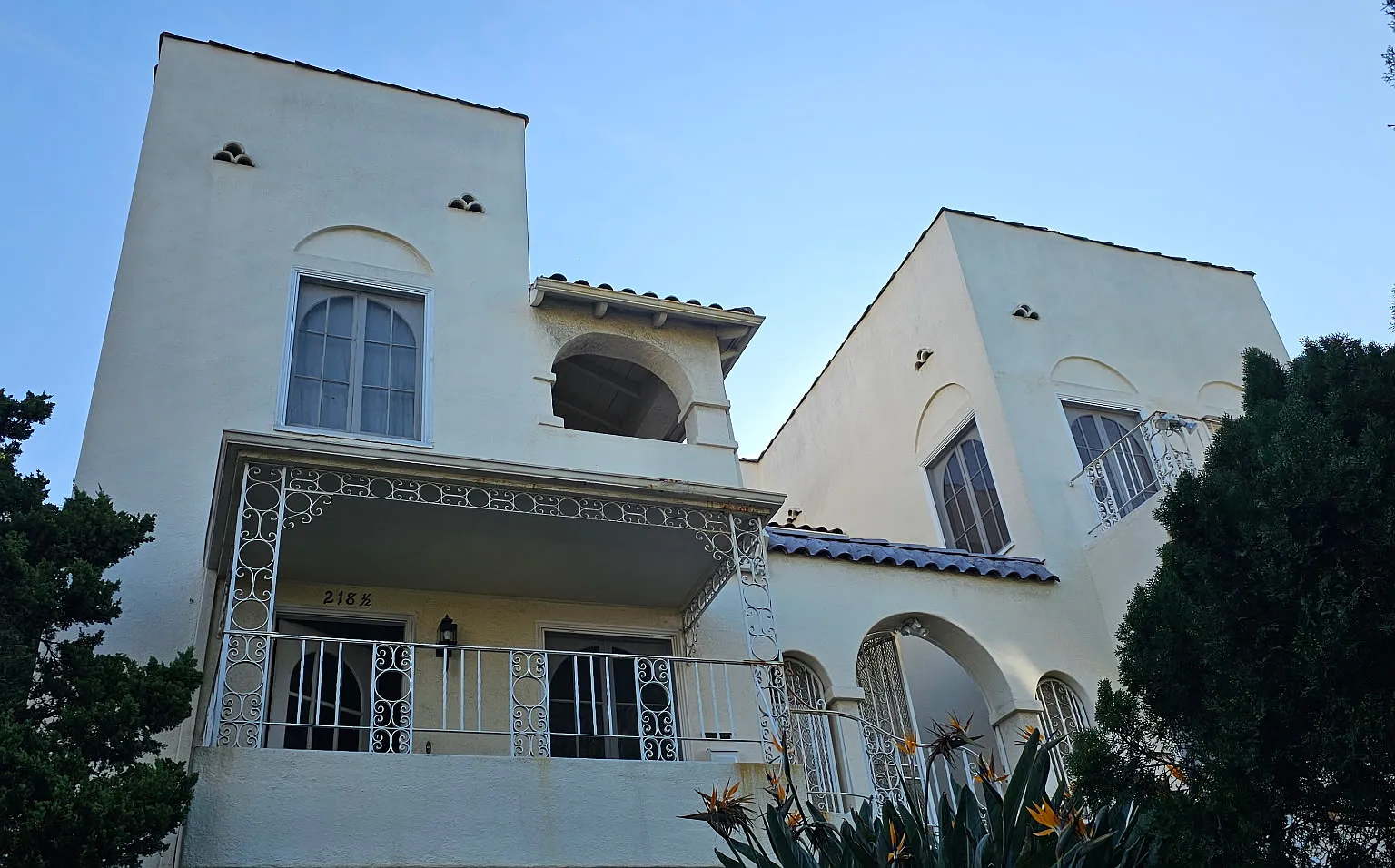 2 bed, 1600 sqft, $3,950 — Photo 3