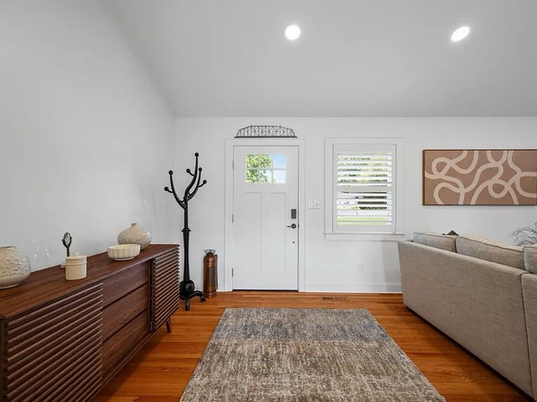3594 Knollwood Hill Dr — Photo 6
