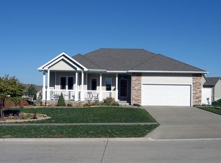 245 19th St SW, Altoona, IA 50009