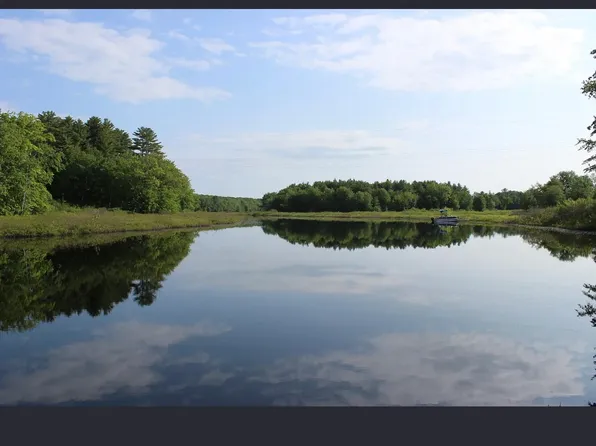 37 Barton Rd, Jefferson, ME 04348