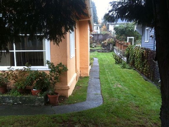 Fully gated yard