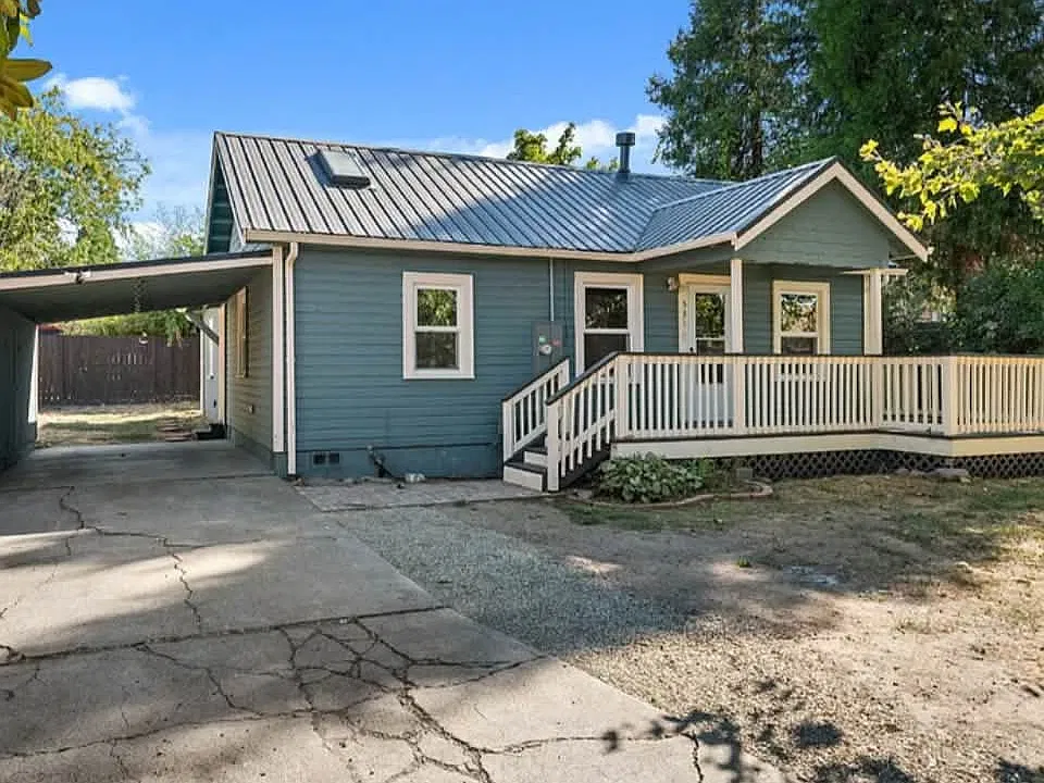 531 Clay St
