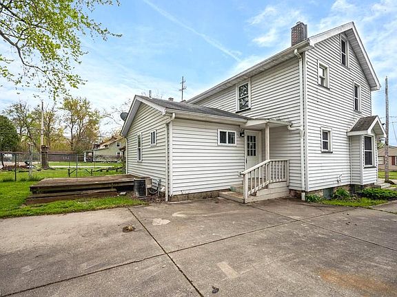 4th image of 1716 Bonnie Brae Ave NE