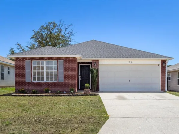 1945 Catline Cir, Navarre, FL 32566