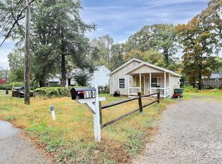 1104 W Davidson Ave, Gastonia, NC 28052