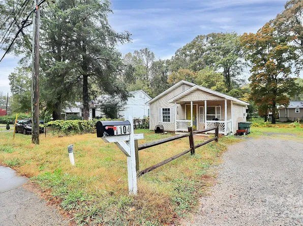 1104 W Davidson Ave, Gastonia, NC 28052