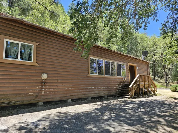 1390 Sunny Valley Loop, Wolf Creek, OR 97497