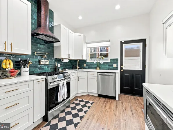 2543 S 17th St, Philadelphia, PA 19145