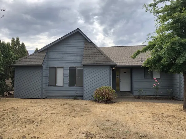 3617 Silverstone Dr NE, Salem, OR 97305