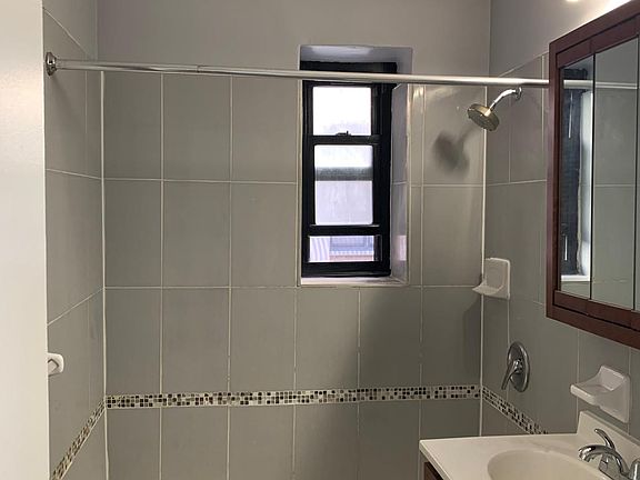 4th image of 54 S Munn Ave #3J