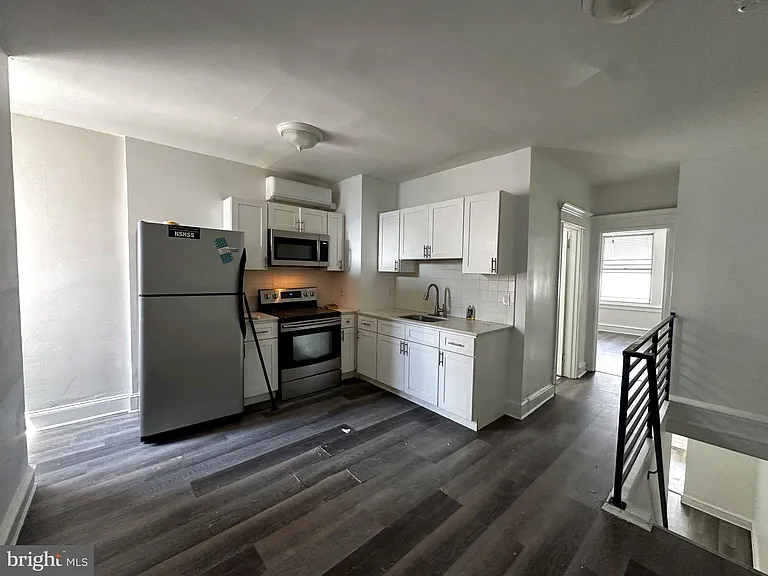 6226 Spruce St #2 — Photo 18