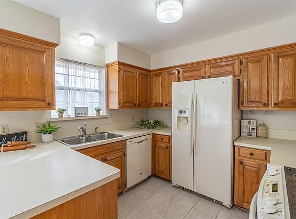 5th image of 511 Northgate Trl