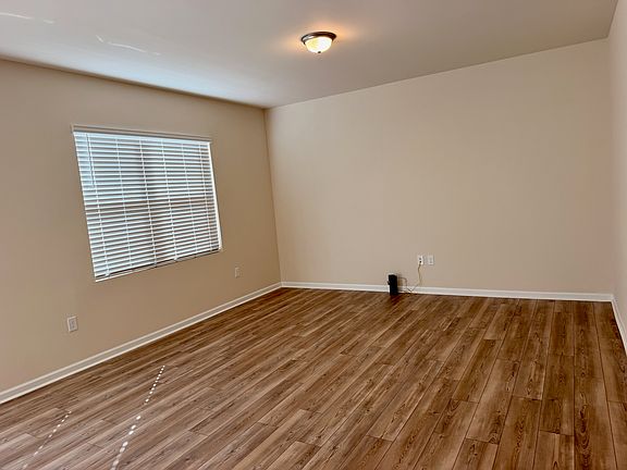 2nd image of 3432 Pinnacle Peak Dr
