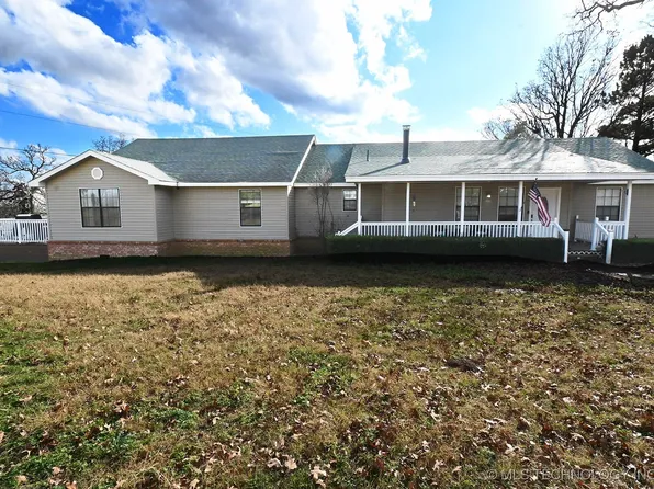 106219 S 4757th Rd, Muldrow, OK 74948