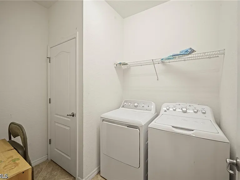 4234 Bluegrass Dr — Photo 26