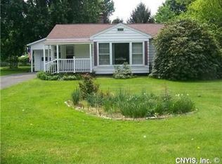 2009 Cold Springs Rd, Liverpool, NY 13090