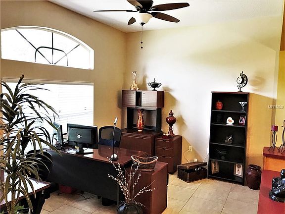 5th image of 1328 S Seagate Dr