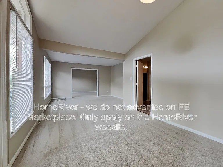 1613 Seven Oaks Pl — Photo 2