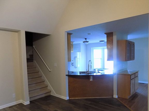 3rd image of 4053 Challis Dr