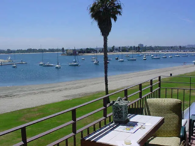 Building Photo - 2618 Figueroa Blvd #10