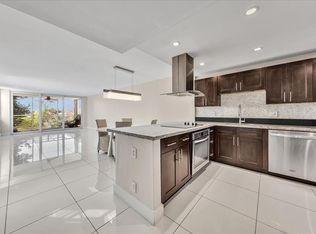 3520 Oaks Way APT 306, Pompano Beach, FL 33069