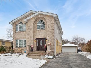 420 Radcliffe Ave, Des Plaines, IL 60016