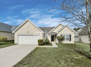 127 Hampshire Dr, Mooresville, NC 28115