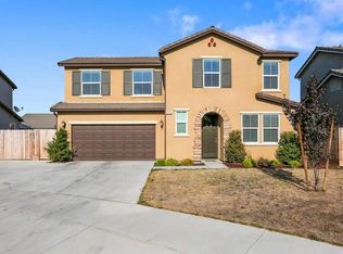 2150 N Stokes Ct, Visalia, CA 93291